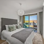 Luxury 3-bed Penthouse With Ocean Views, Terrace & Pool