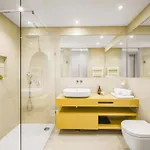 Luxury 3-bed Penthouse With Ocean Views, Terrace & Pool *